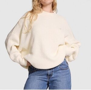 PINK Victoria's Secret Ivory Cream Crew Neck Sweater Medium NWT